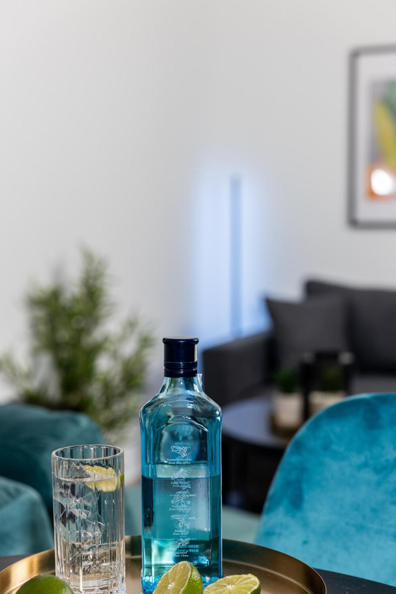 Velvet Luxury Apartments In The City Center By Binobi! テッサロニキ エクステリア 写真